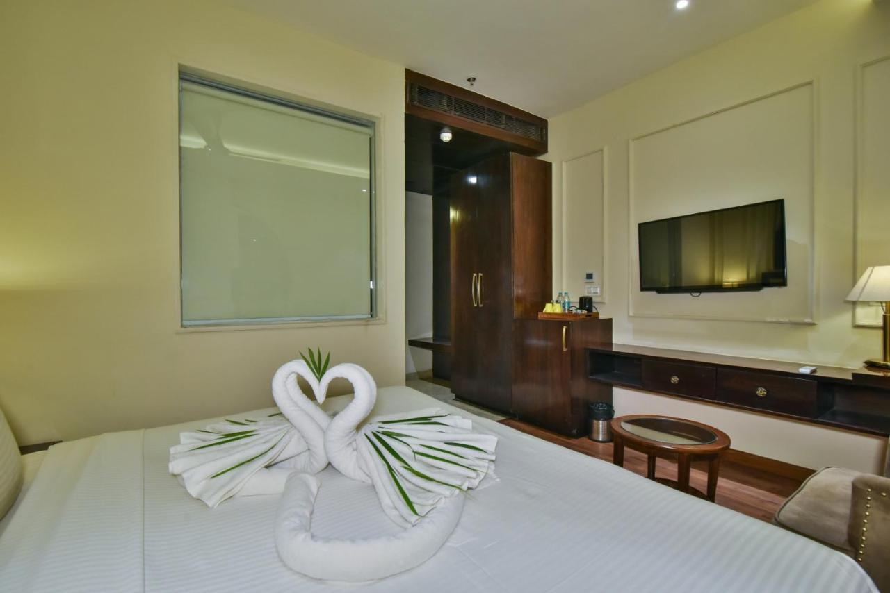Hotel Br Grand With Nimo Club Amritsar -5 Mint From Golden Temple Exterior foto