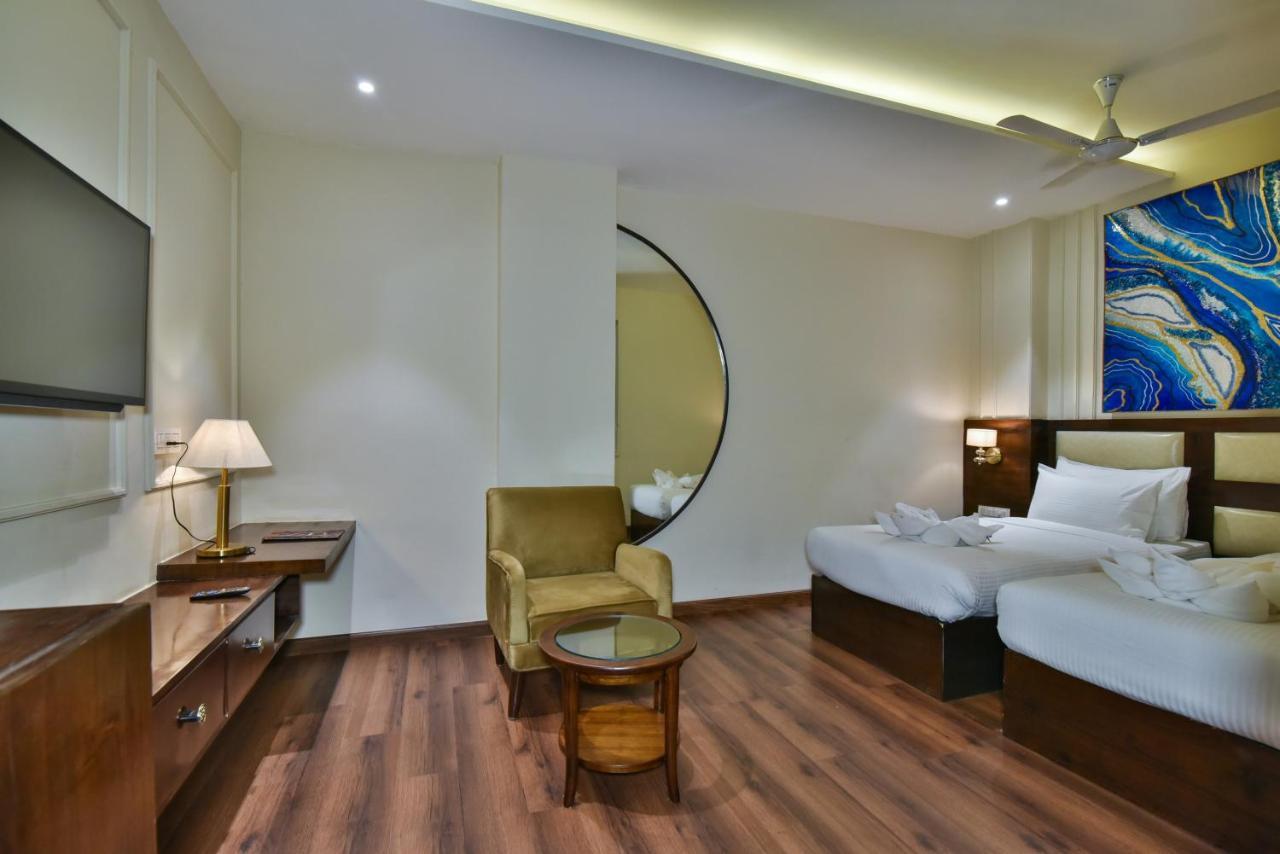 Hotel Br Grand With Nimo Club Amritsar -5 Mint From Golden Temple Exterior foto